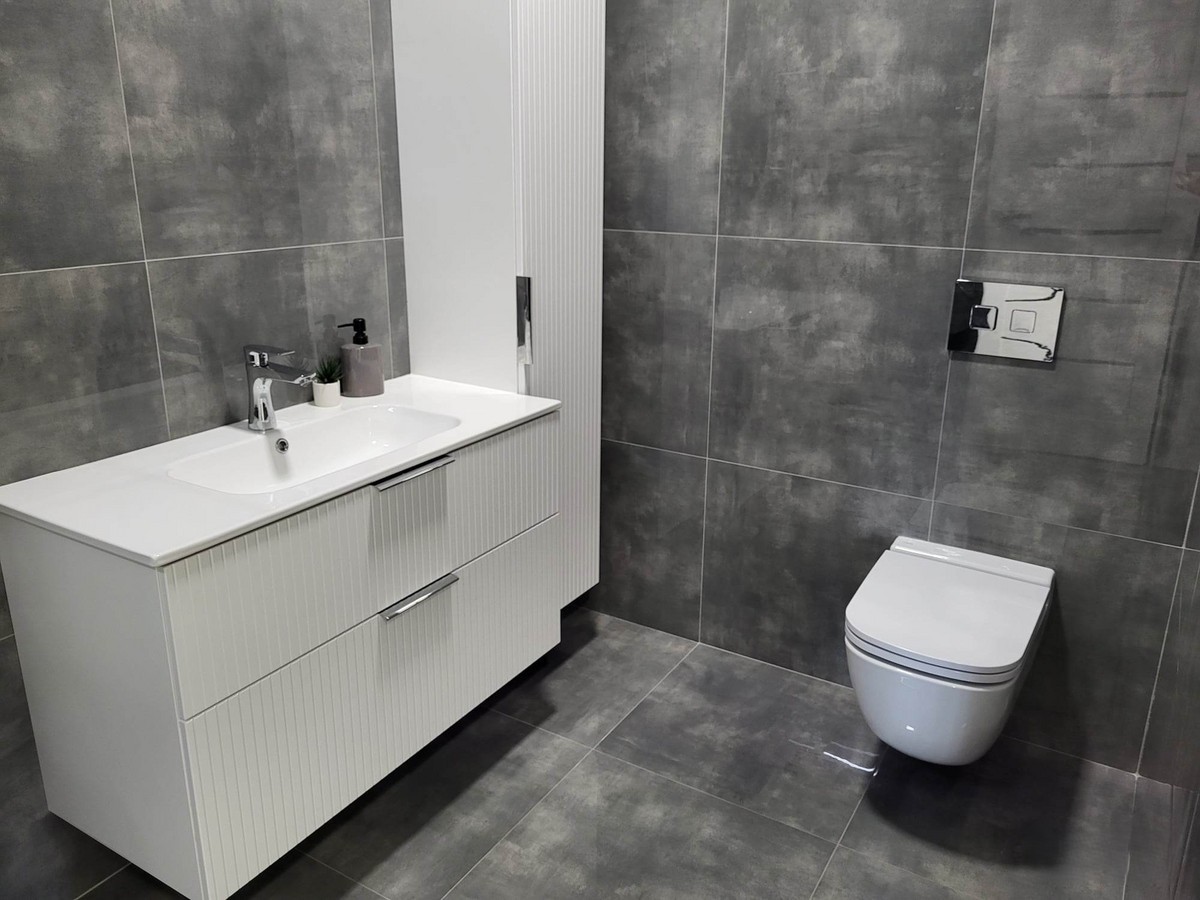 Stylish Homes 4 You UK luxury bathroom bathroom services bathroom renovation services tiles services stylishhomes4you.com We are working and providing services on Manchester,Preston, Liverpool, Southport, Wigan, Warrington, Sheffield, North West, North Wales, and parts of the Midlands.