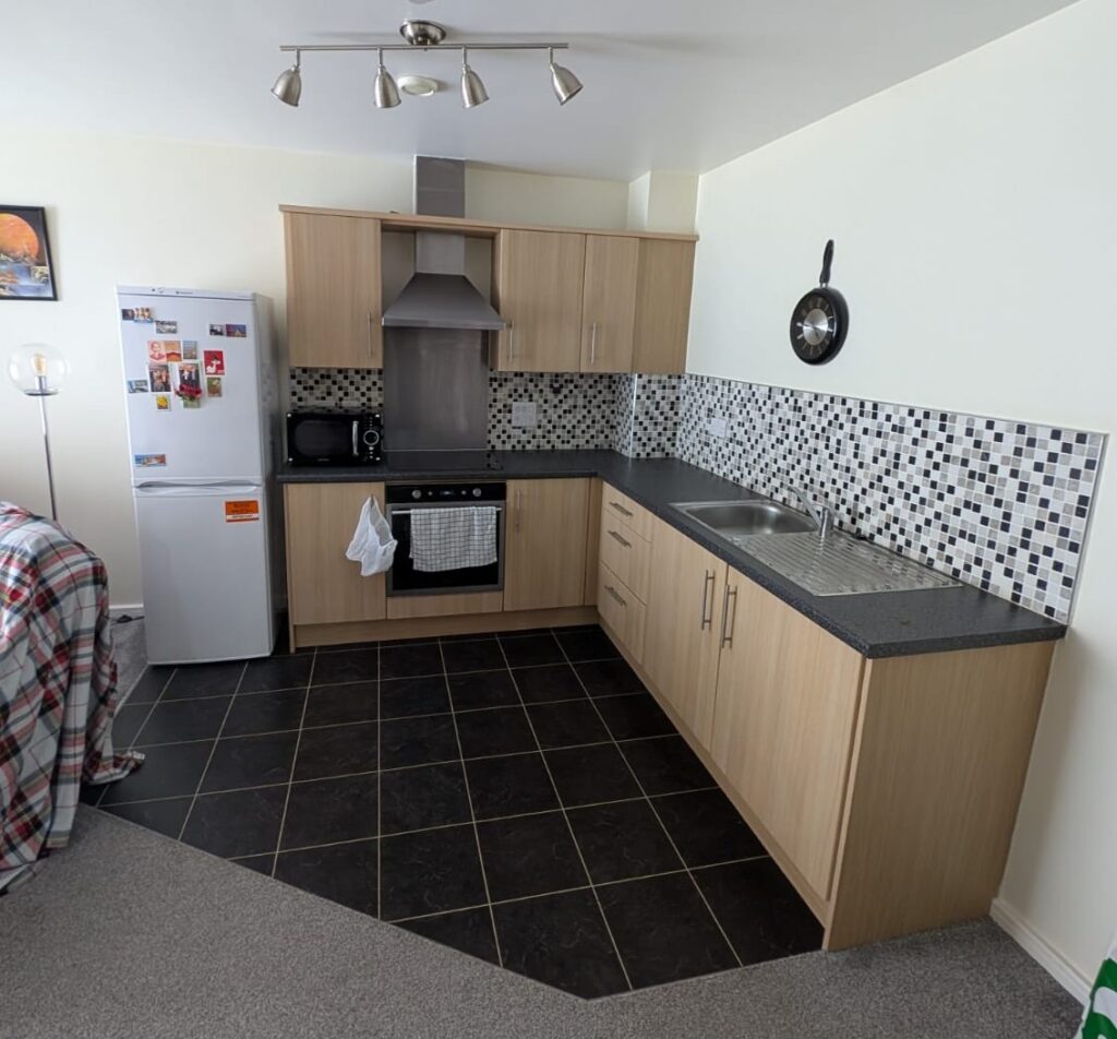 Stylish Homes 4 You UK kitchen renovation services kitchen building tiles services stylishhomes4you.com We are working and providing services on Manchester,Preston, Liverpool, Southport, Wigan, Warrington, Sheffield, North West, North Wales, and parts of the Midlands.
